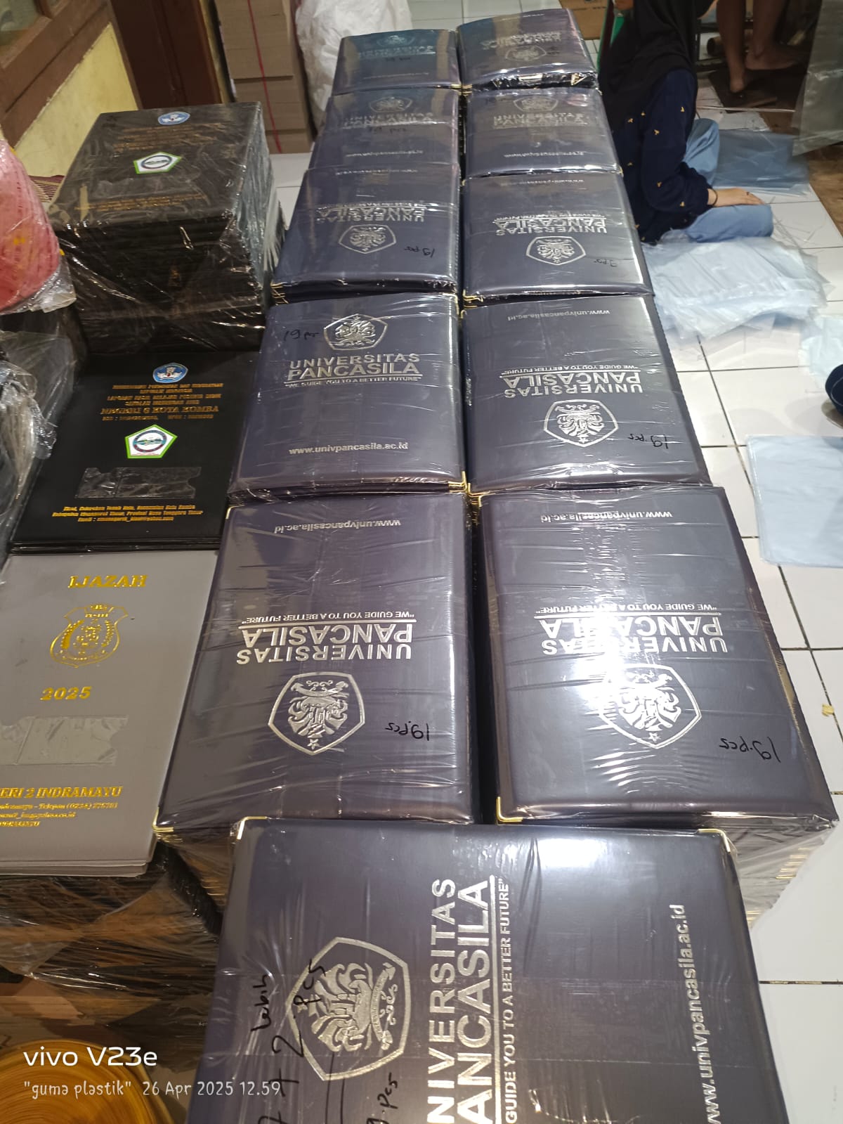 Penyebab dan Cara Menghindari Kerusakan Pada Map Dokumen